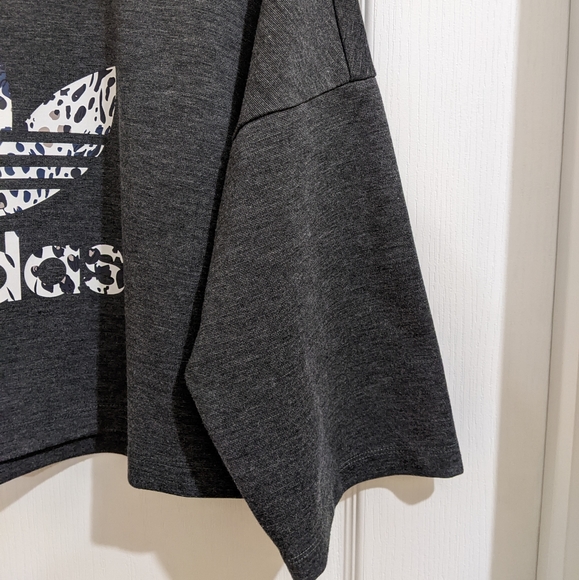 Adidas Grey crop top with long sleeves - Picture 6 of 9